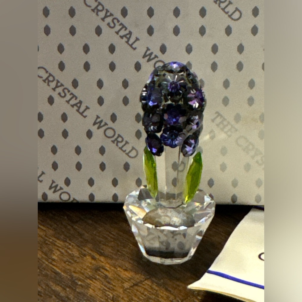 Crystal World Purple Hyacinth Figurine New In Box